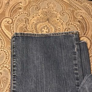 Lucky Brand Jeans - Lucky Brand Dream Jean 10/30 Lucky Brand Jeans - Lucky Brand Dream Jean 10/30